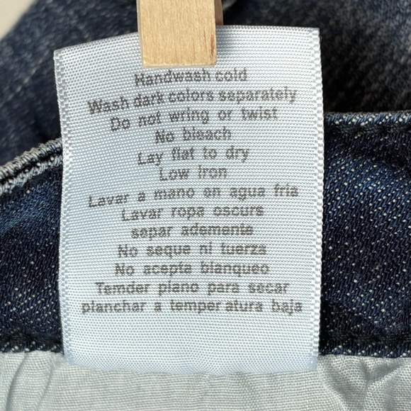 Judy Blue High Rise Raw Hem Relaxed Fit Jeans 11/30 Distressed Crop 88191 *Read - Picture 15 of 15